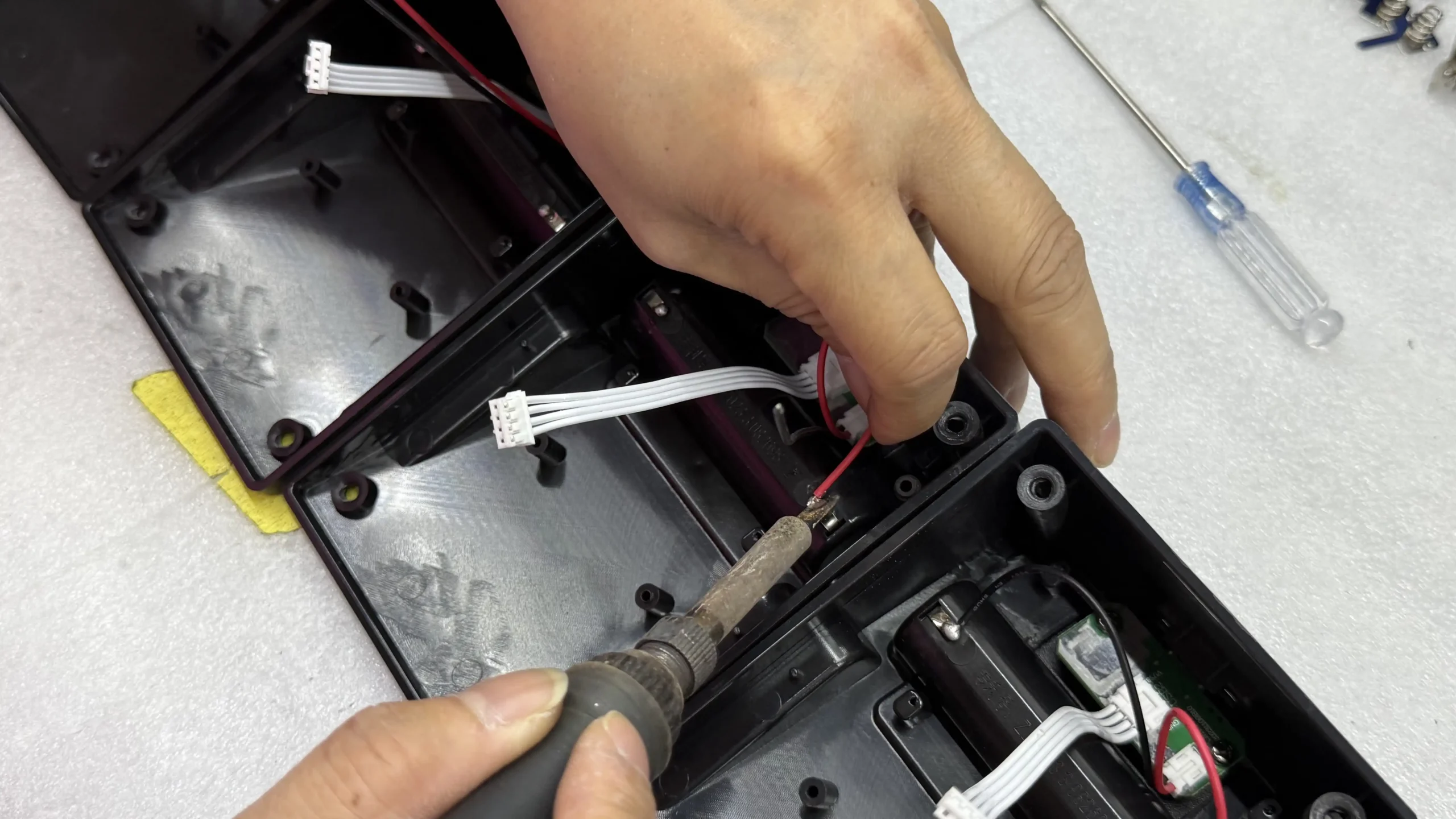 Advanced SMT manufacturing lines for microphone PCB boards at Maccus